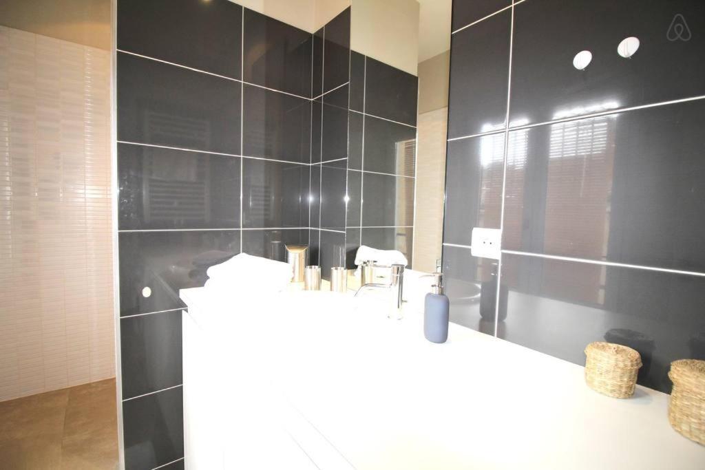 Appartements En Hyper Centre - Jardin Public Бордо Экстерьер фото